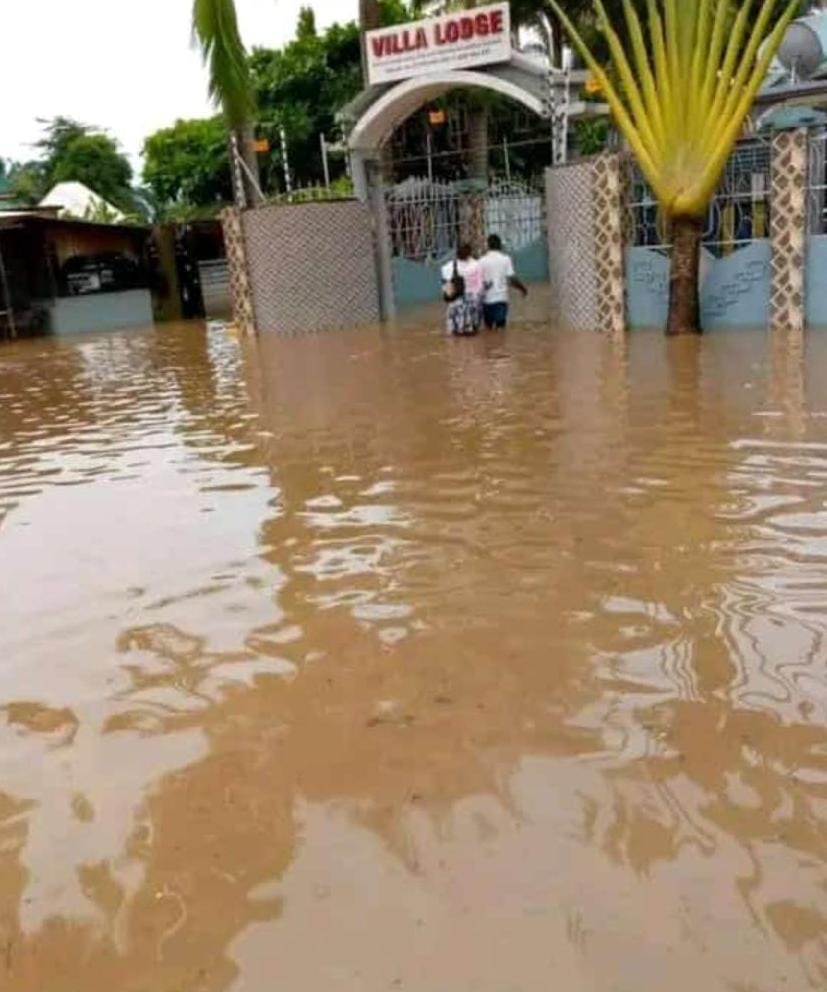 Huyu Amesema Ata Na Floods Chuma Lazima Ilale Ndani Sex