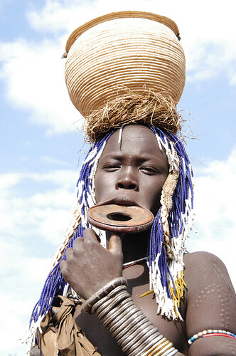 Mursi-Woman-1