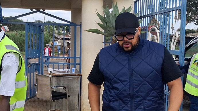 580648363_832967765991910_8712891898100835224_n