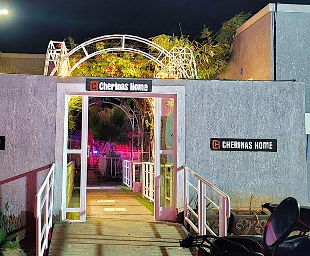 Screenshot_2024-12-05-23-10-49-118_com.whatsapp.w4b-edit