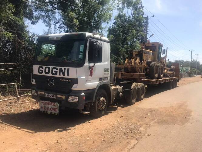 50549171_2324563780908383_1786431358315266048_n