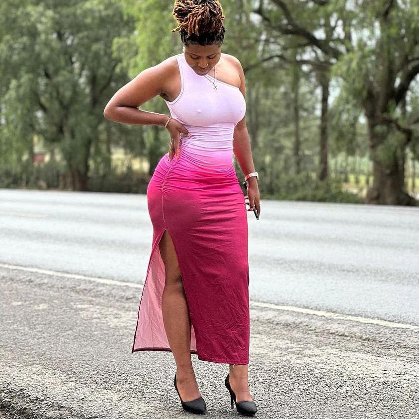 I Love How This Maasai Lady Is Using Her Curves And Big Butt To Make Connectionsalafu Kuna 5561