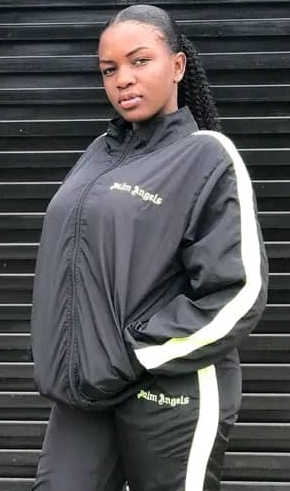 e2c5c9c27b49cd95f731db6bb00f4ccc56b99d26_3